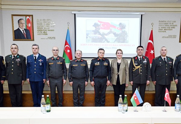 Azərbaycan və Türkiyə hərbçiləri kütləvi qırğın silahlarından mühafizə ilə bağlı müzakirələr aparıb (FOTO)