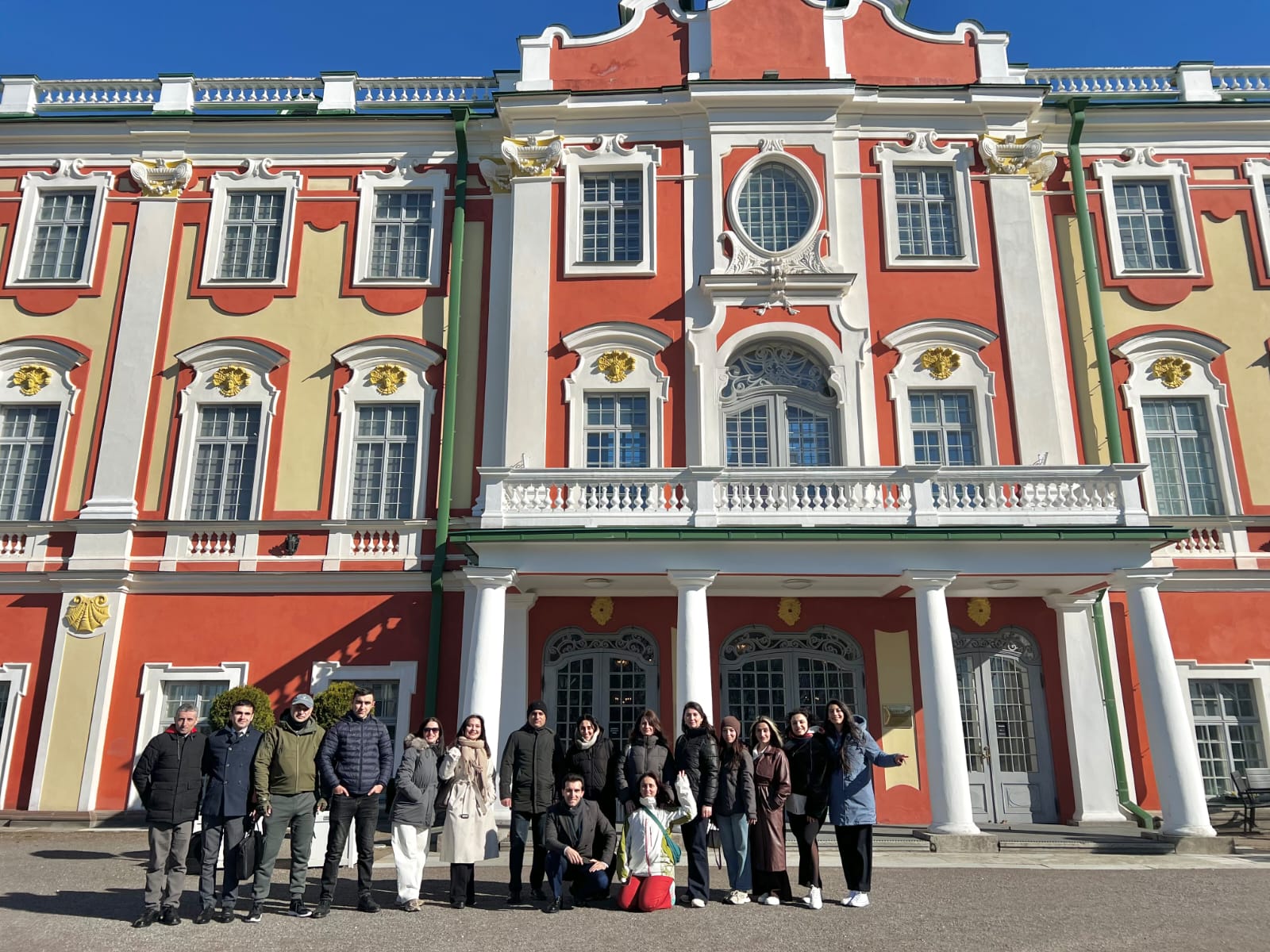 ADA Universitetinin “Bir Müəllimin Manifesti” ixtisasartırma proqramının iştirakçıları Avropada beynəlxalq təcrübə proqramında iştrak ediblər (FOTO)