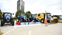 Prezident İlham Əliyev və Birinci xanım Mehriban Əliyeva 19-cu “Caspian Agro Week” və 31-ci “InterFood Azerbaijan” sərgiləri ilə tanış olublar (FOTO)