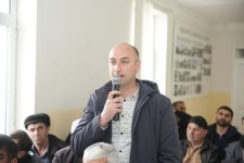 Xaçmazın Mehrəliqışlaq kəndində səyyar qəbul keçirilib (FOTO)