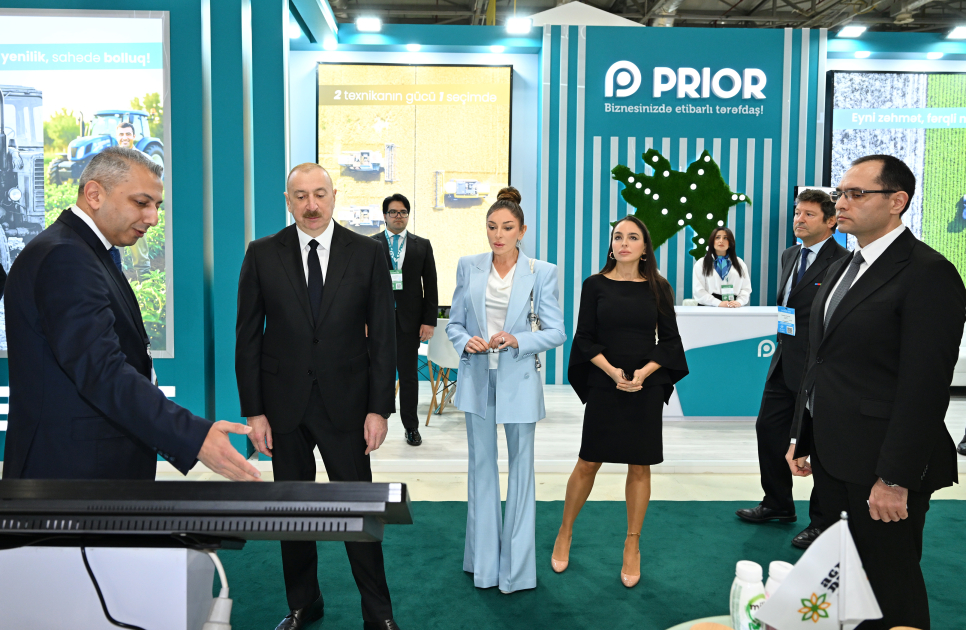 Prezident İlham Əliyev və Birinci xanım Mehriban Əliyeva 19-cu “Caspian Agro Week” və 31-ci “InterFood Azerbaijan” sərgiləri ilə tanış olublar (FOTO)