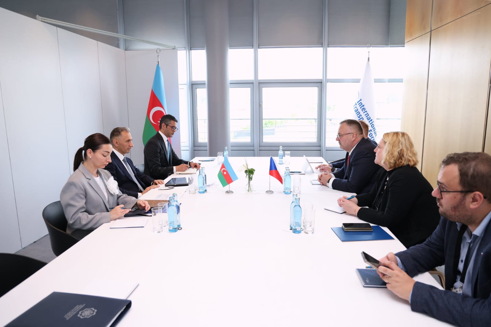 Azərbaycanla Çex Respublikası nəqliyyat və şəhər mobilliyi üzrə Anlaşma Memorandumu imzalayıb (FOTO)