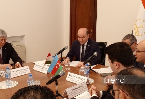 Düşənbədə su konfransının yekunlarına dair 3 sənəd qəbul olunacaq