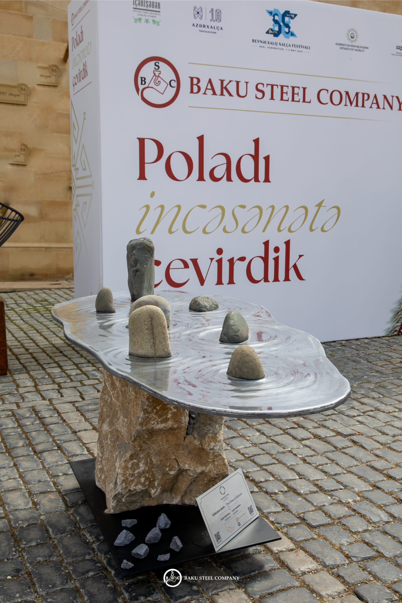 "Baku Steel Company" Xalça Festivalında polad sənətini təqdim etdi (FOTO)