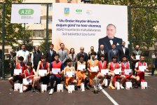 Paytaxtın abad məhəllələrində basketbol yarışları başa çatıb (FOTO)