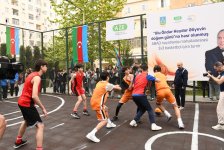 Paytaxtın abad məhəllələrində basketbol yarışları başa çatıb (FOTO)
