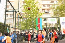 Paytaxtın abad məhəllələrində basketbol yarışları başa çatıb (FOTO)