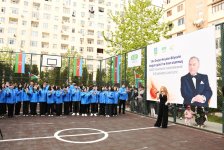 Paytaxtın abad məhəllələrində basketbol yarışları başa çatıb (FOTO)