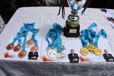 Paytaxtın abad məhəllələrində basketbol yarışları başa çatıb (FOTO)