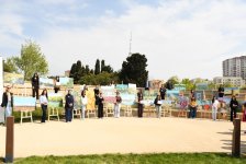Mərkəzi Nəbatat bağında gənc rəssamların sərgisi keçirilib (FOTO)