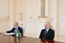 Prezident İlham Əliyev İslam İnkişaf Bankı Qrupunun sədrinin başçılıq etdiyi nümayəndə heyətini qəbul edib (FOTO/VİDEO)
