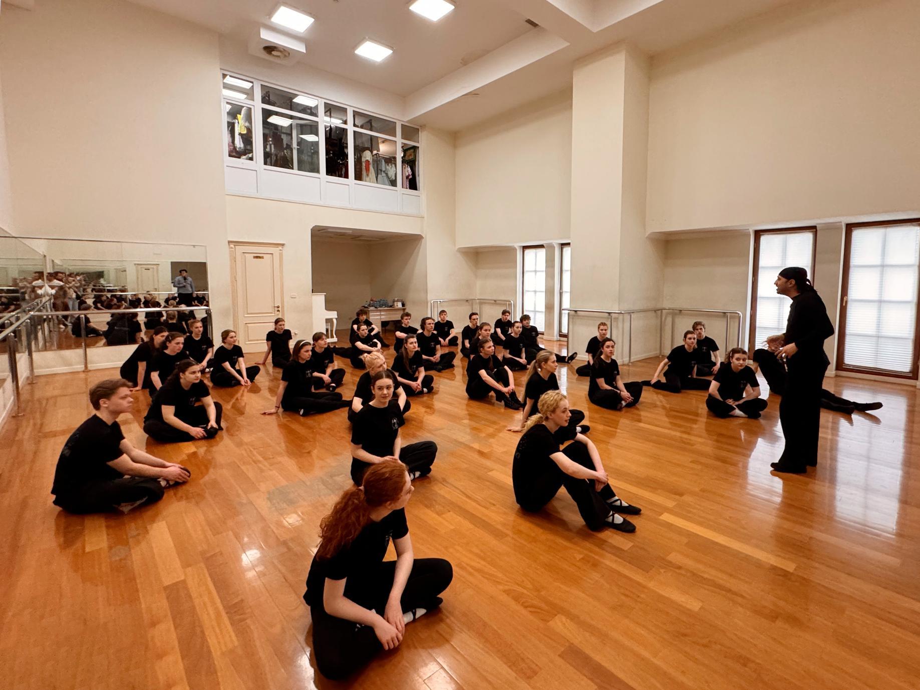 Bir qrup ukraynalı tələbə Azərbaycanda reabilitasiyaya cəlb olunub (FOTO)