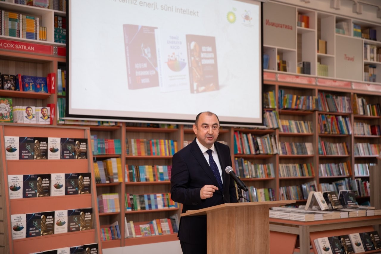 bp-dən gələcəyə yönəlmiş üç yeni nəşr (FOTO)