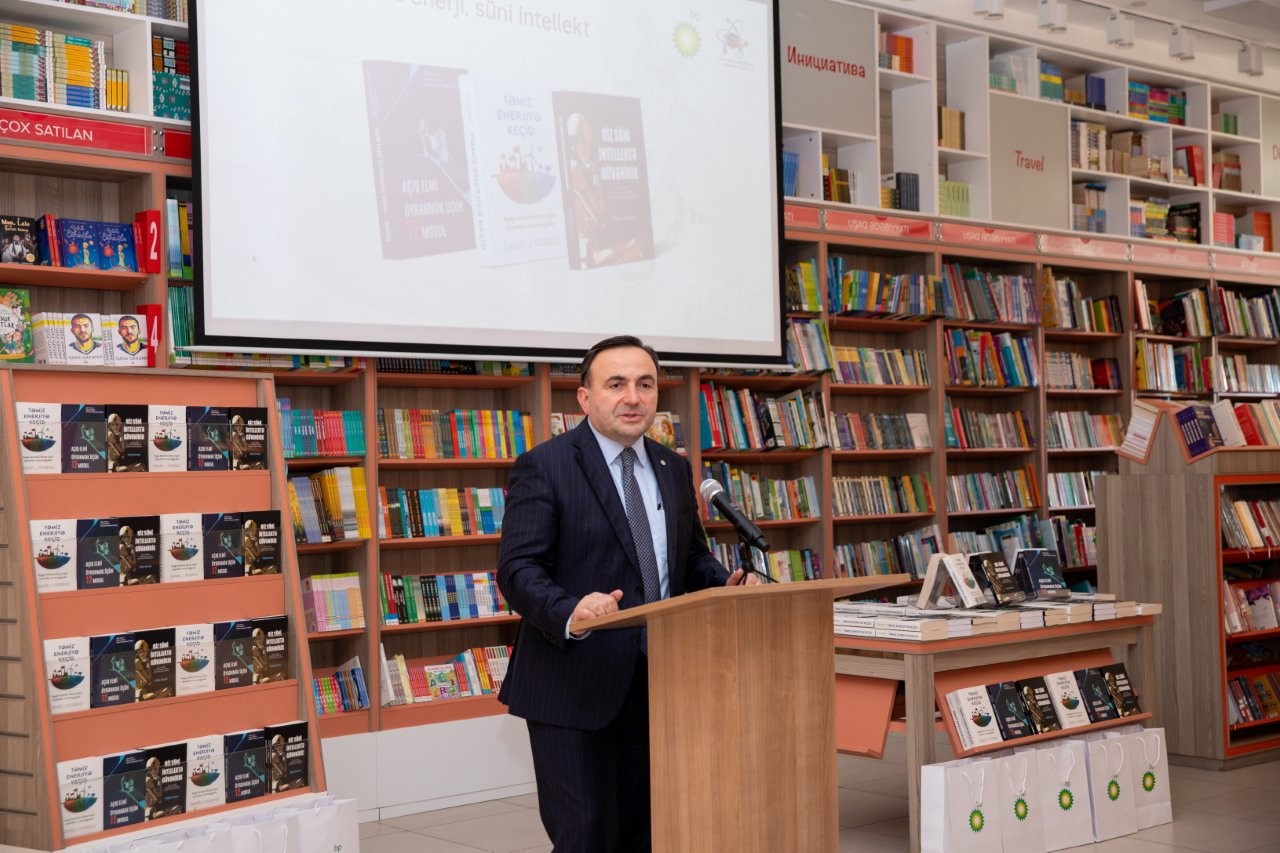 bp-dən gələcəyə yönəlmiş üç yeni nəşr (FOTO)