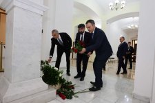 UNEC-də “Heydər Əliyev irsi: Elm, təhsil və milli tərəqqi” adlı elmi-praktiki konfrans keçirilib (FOTO)