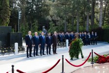 UNEC-də “Heydər Əliyev irsi: Elm, təhsil və milli tərəqqi” adlı elmi-praktiki konfrans keçirilib (FOTO)