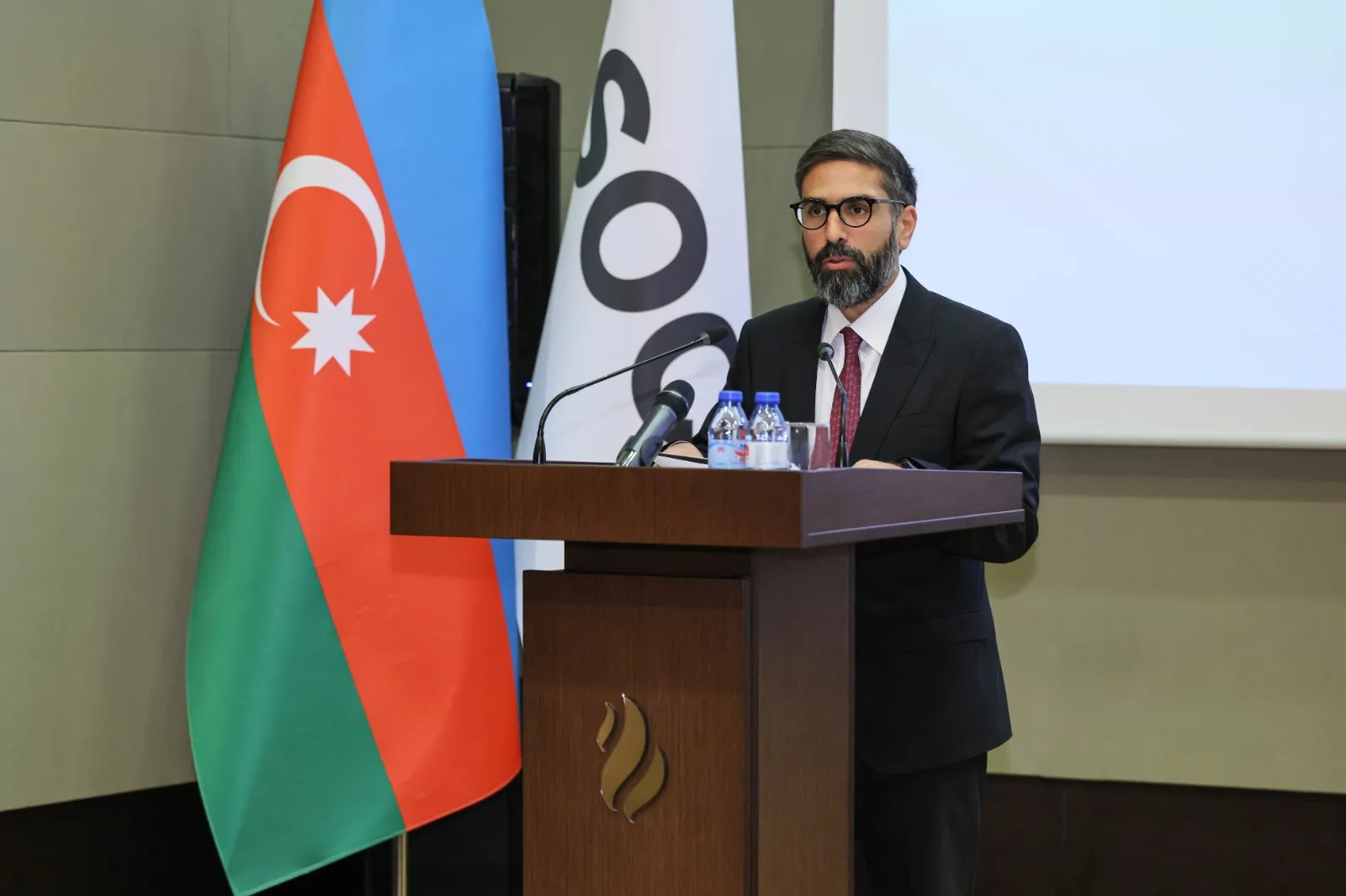 Ulu Öndər Heydər Əliyevin anadan olmasının 103-cü ildönümü münasibətilə SOCAR-da tədbir keçirilib (FOTO)