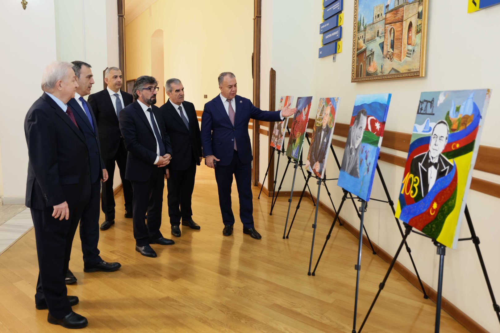 UNEC-də “Heydər Əliyev irsi: Elm, təhsil və milli tərəqqi” adlı elmi-praktiki konfrans keçirilib (FOTO)