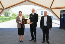 Prezident İlham Əliyev və Birinci xanım Mehriban Əliyeva Cəbrayıl rayonunun Şükürbəyli kəndinə köçən sakinlərlə görüşüblər (FOTO)