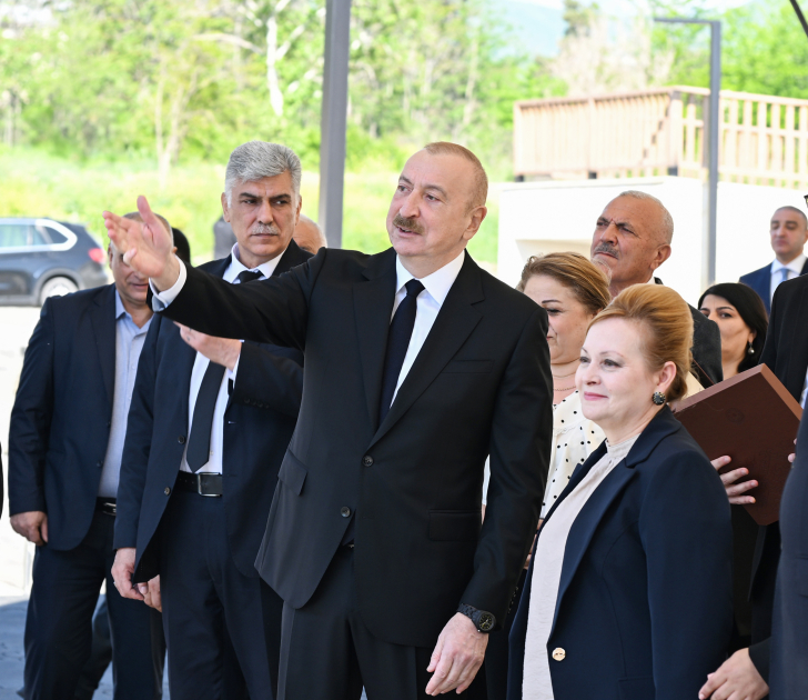 Prezident İlham Əliyev Zəngilan şəhərində sakinlərlə görüşüb, “Zangilan City Park Hotel”in təməlini qoyub (FOTO)