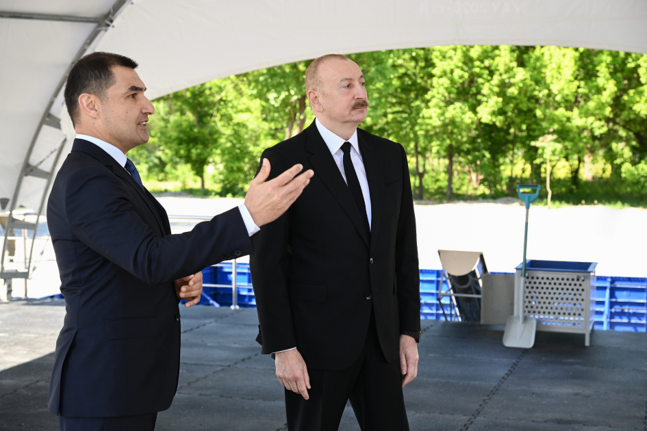 Prezident İlham Əliyev Zəngilan şəhərində sakinlərlə görüşüb, “Zangilan City Park Hotel”in təməlini qoyub (FOTO)