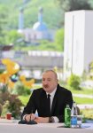 Prezident İlham Əliyev Zəngilan şəhərində sakinlərlə görüşüb, “Zangilan City Park Hotel”in təməlini qoyub (FOTO)