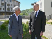 Prezident İlham Əliyev Zəngilan şəhərində sakinlərlə görüşüb, “Zangilan City Park Hotel”in təməlini qoyub (FOTO)
