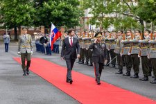 Azərbaycan müdafiə naziri Slovakiyaya rəsmi səfər edib (FOTO)
