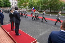 Azərbaycan müdafiə naziri Slovakiyaya rəsmi səfər edib (FOTO)