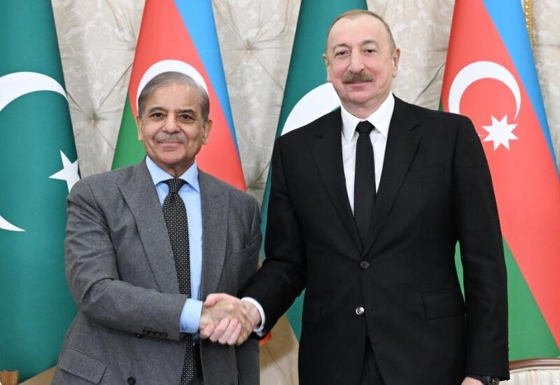 Prezident İlham Əliyevlə Pakistanın Baş naziri arasında telefon danışığı olub (FOTO)