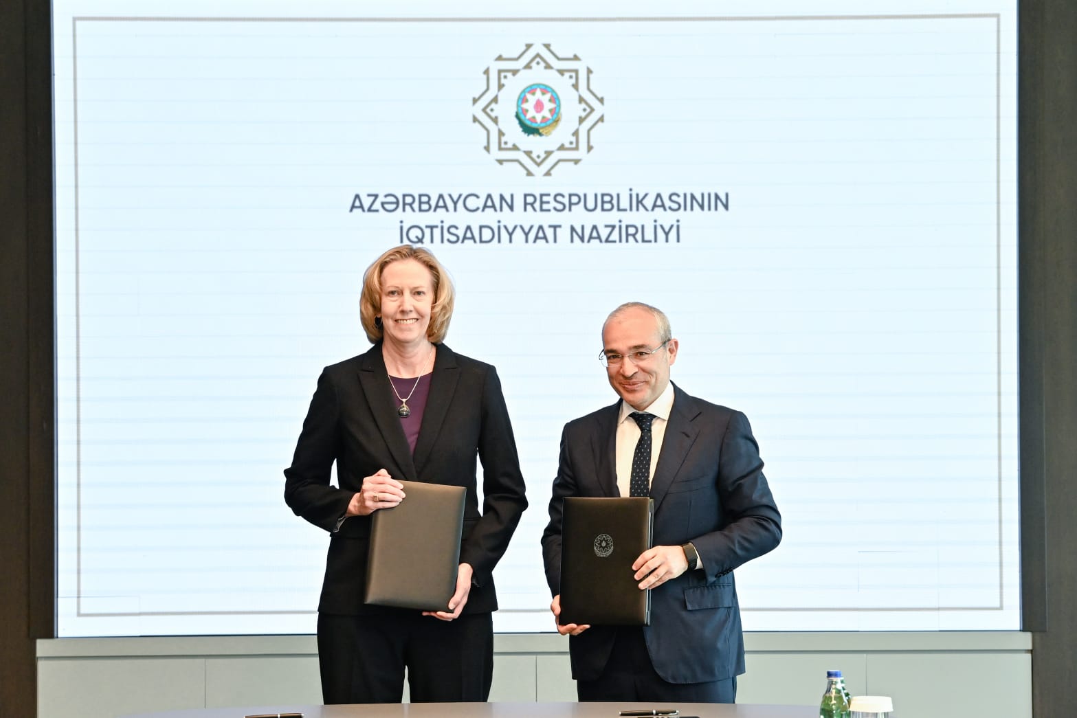 Azərbaycan bp ilə enerji və rəqəmsal infrastruktur üzrə sənədlər imzalayıb (FOTO)
