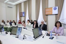 Universitetlərdə psixoloji xidmətin təşkilində beynəlxalq təcrübə və UNEC modeli müzakirə olunub (FOTO)