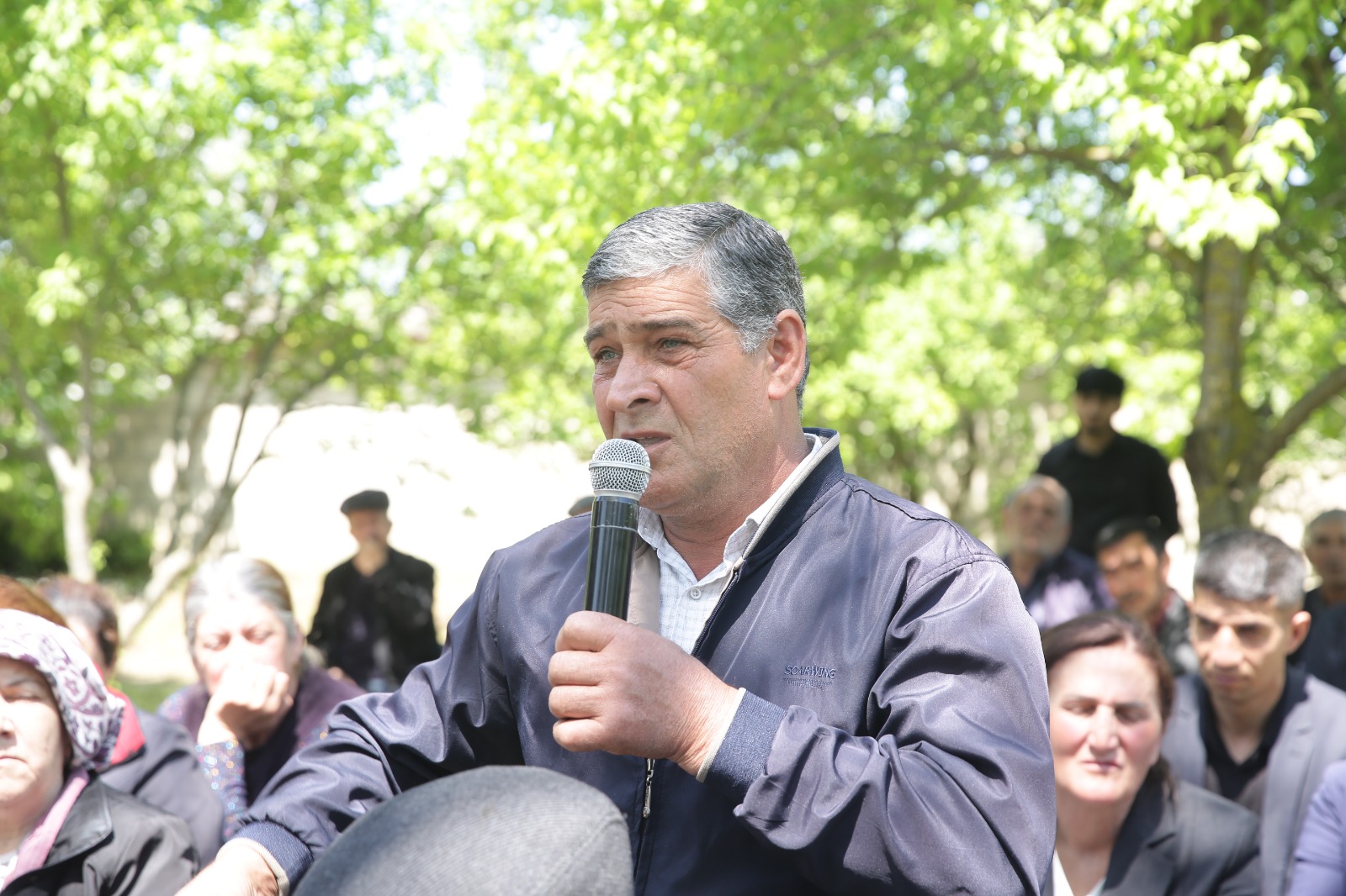 Xaçmazın Əhmədoba kəndində sakinlərin müraciət və təklifləri dinlənilib (FOTO)