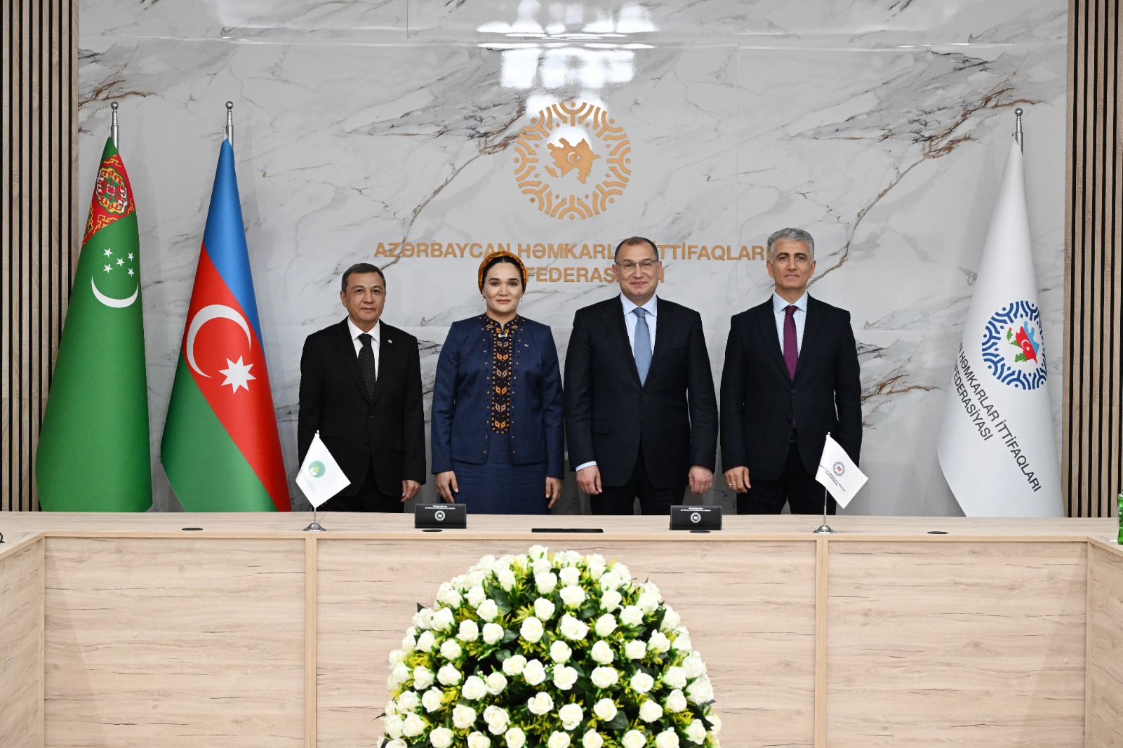 Azərbaycan və Türkmənistan həmkarlar ittifaqları arasında Əməkdaşlıq Memorandumu imzalanıb (FOTO)
