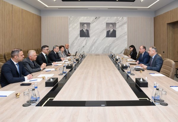 WUF13 zamanı dayanıqlı internet və mobil rabitənin təminatı üzrə tapşırıqlar verilib (FOTO)