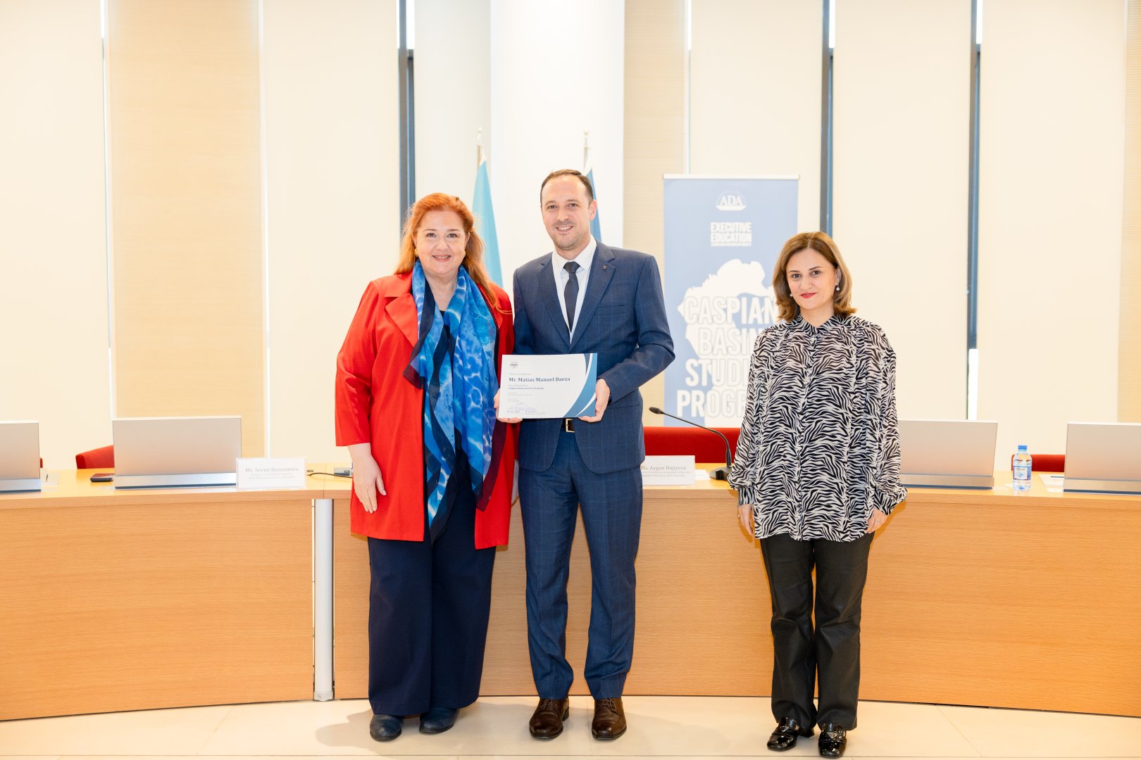 ADA Universitetində "Xəzər hövzəsi araşdırmaları" proqramının Məzun Günü keçirilib (FOTO)
