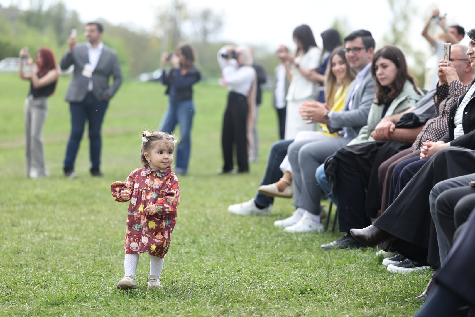 Beynəlxalq Xarıbülbül Festivalı çərçivəsində Şuşada Qarabağ Universitetinin tələbələrinin konserti keçirilib (FOTO)