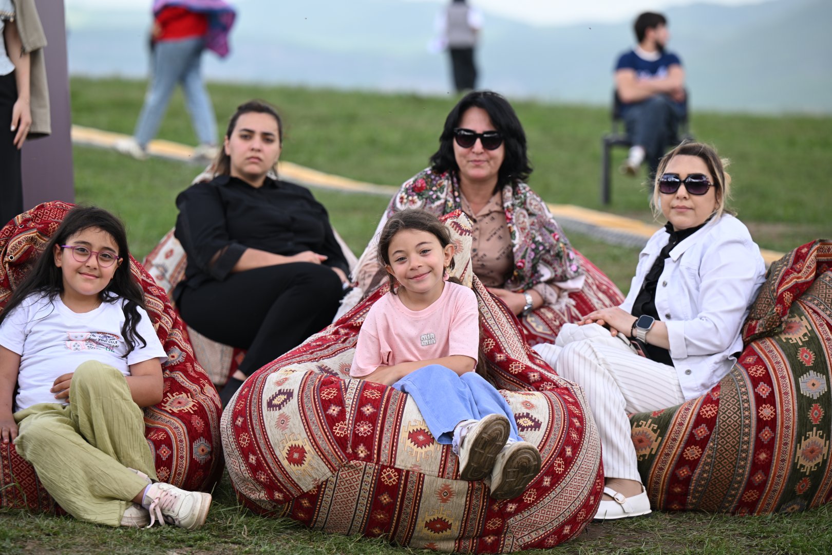Beynəlxalq Xarıbülbül Festivalı çərçivəsində Şuşada Qarabağ Universitetinin tələbələrinin konserti keçirilib (FOTO)