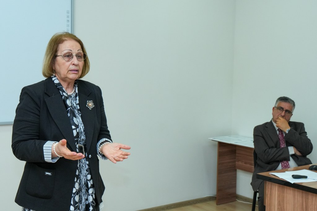 Azərbaycan İlahiyyat İnstitutunda “Ailə dəyərləri” mövzusunda açıq dərs keçirilib (FOTO)