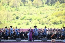Şuşada "Xarıbülbül" Beynəlxalq Musiqi Festivalının möhtəşəm açılışı keçirilib (FOTO/VİDEO)