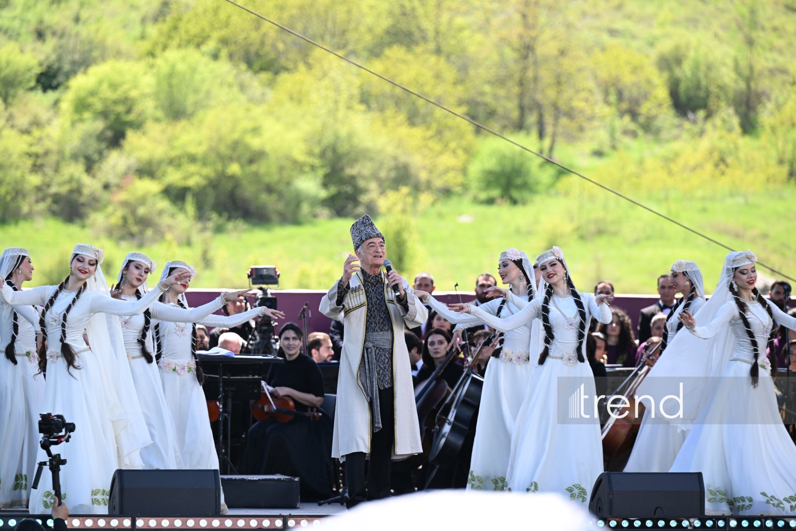 Şuşada "Xarıbülbül" Beynəlxalq Musiqi Festivalının möhtəşəm açılışı keçirilib (FOTO/VİDEO)
