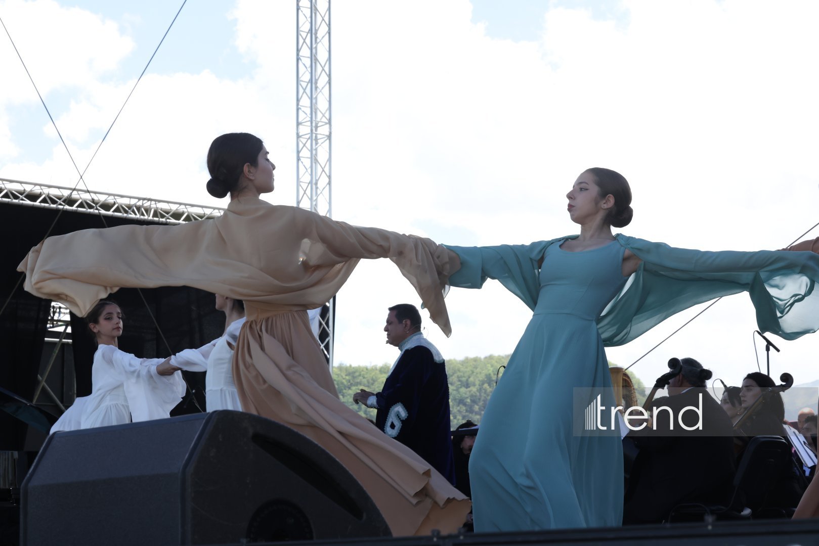 Şuşada "Xarıbülbül" Beynəlxalq Musiqi Festivalının möhtəşəm açılışı keçirilib (FOTO/VİDEO)