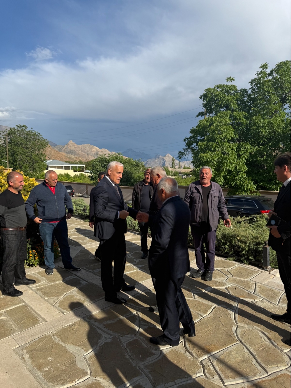 Milli Məclisin deputatı Vüqar Rəhimzadə Ordubadda seçiciləri ilə növbəti görüşünü keçirib (FOTO)