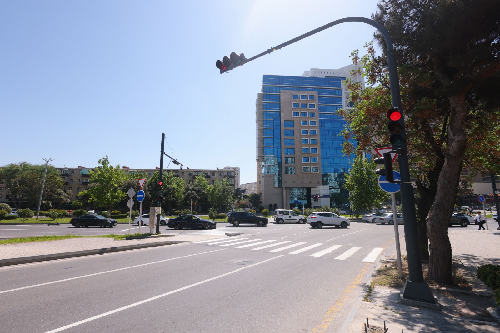 Paytaxtda təşkil edilən müvəqqəti xüsusi hərəkət zolaqları sabahdan qüvvəyə minir (FOTO)