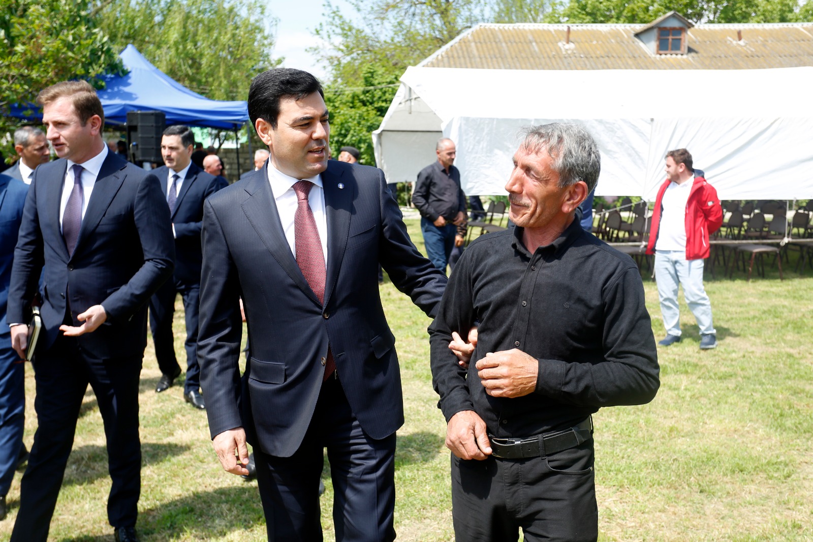 Xaçmazın Xuray kəndində səyyar qəbul keçirilib (FOTO)