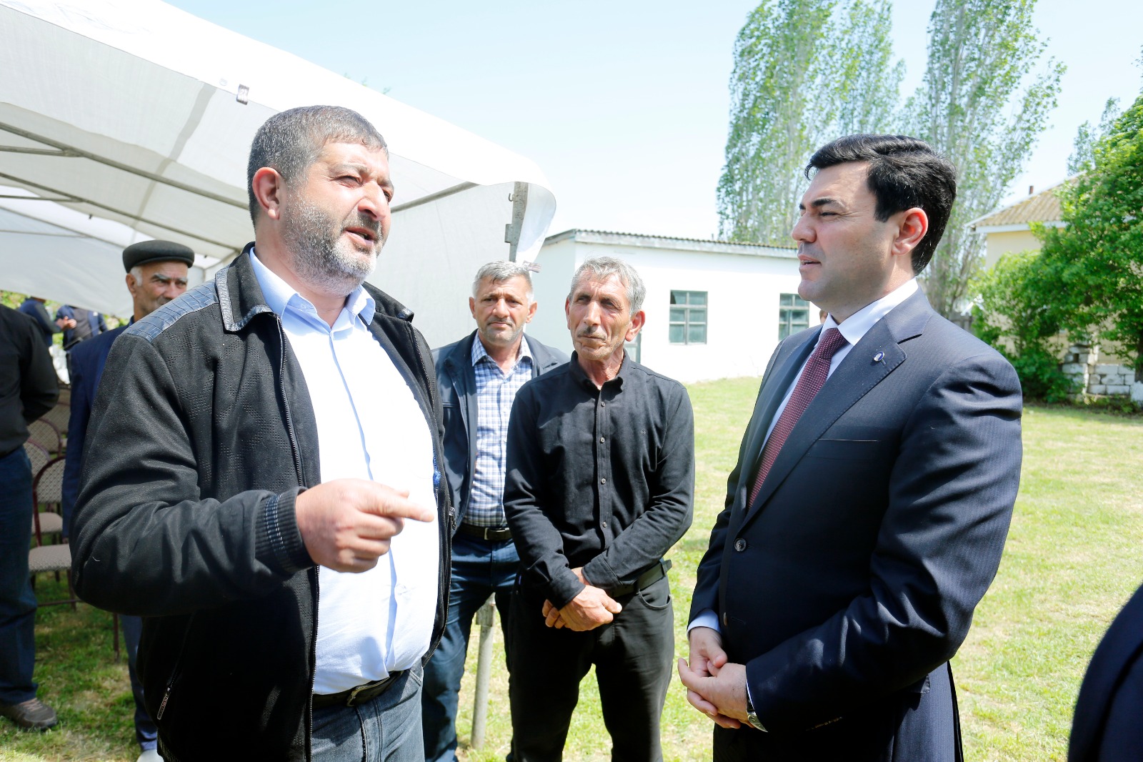 Xaçmazın Xuray kəndində səyyar qəbul keçirilib (FOTO)