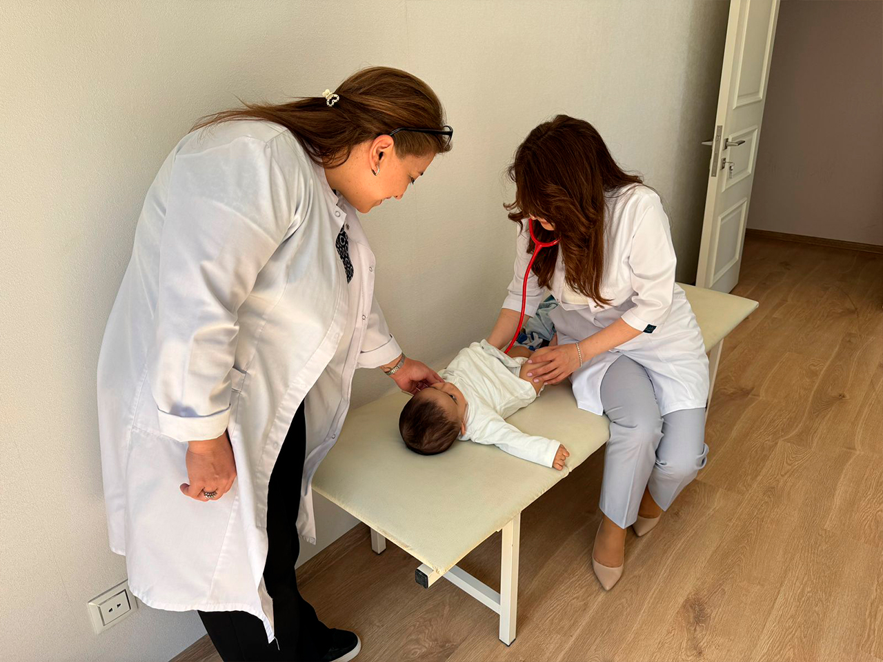 Cəbrayılda qadın və uşaqlara tibbi dəstək aksiyası keçirilib (FOTO)
