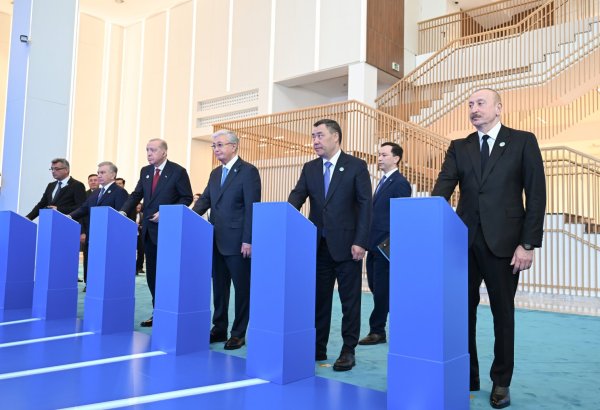 Prezident İlham Əliyev və TDT-nin qeyri-rəsmi Zirvə görüşünün digər iştirakçıları Türk Sivilizasiyası Mərkəzinin təməlqoyma mərasimində iştirak ediblər (FOTO/VİDEO)