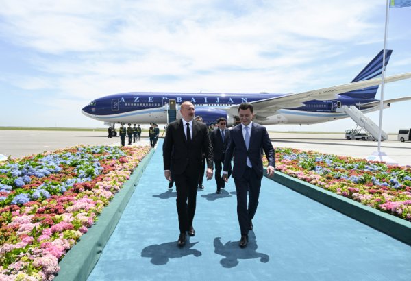 Prezident İlham Əliyev Qazaxıstana işgüzar səfərə gəlib (FOTO/VİDEO)