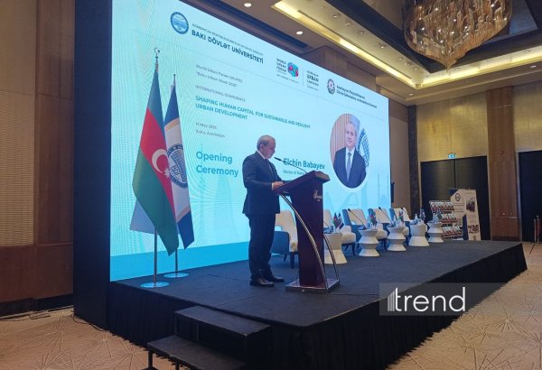 Azərbaycan şəhər inkişafının yeni modelini formalaşdırır - BDU rektoru